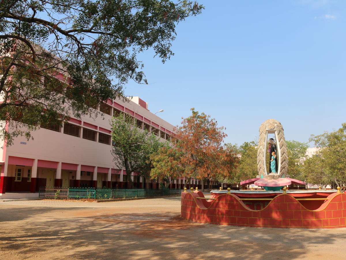 St. Vincent Matriculation Higher Secondary School, Trichy